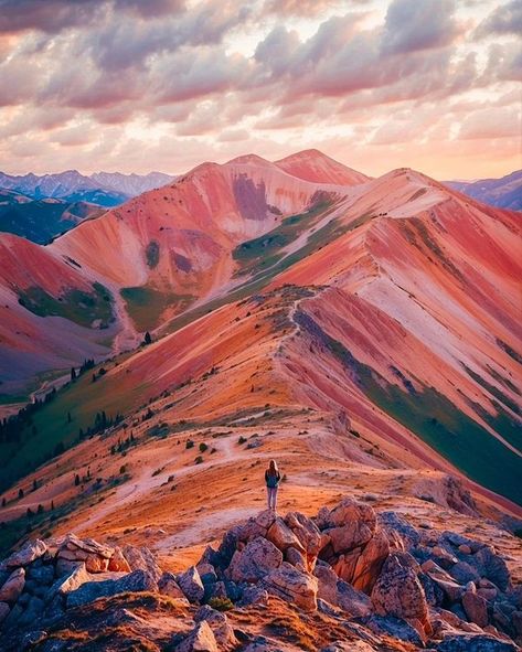 Feel the Nature San Juan Mountains Colorado, Yellowstone Trip, Mountains Colorado, Painted Hills, Visit Colorado, Colorful Mountains, San Juan Mountains, Colorado Adventures, Rainbow Mountain