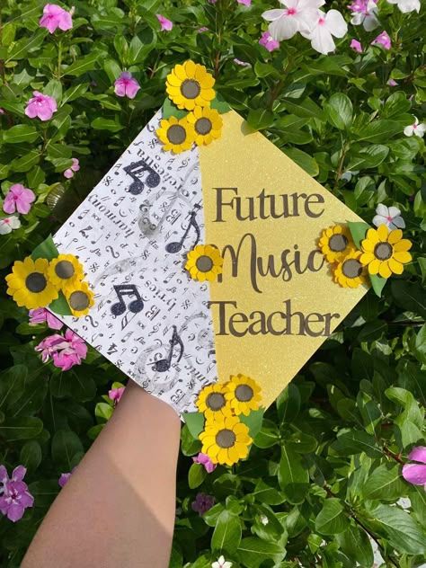 Music Graduation Cap Ideas, Music Education Graduation Cap, Music Teacher Graduation Cap, Graduation Cap Decoration Teacher, Cap Decoration Graduation, Education Graduation Cap, Teacher Graduation Cap, Music Major, Graduation Pic Ideas