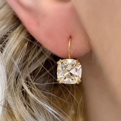 Cushion
Cushion cut
Diamonds
Earrings Big Gold Diamond Earrings, Gold Diamond Earrings Dangle, Delicate Diamond Earrings, Gold Diamond-cut Earrings, Elegant Gold Diamond Cut Earrings, Vintage Diamond Drop Earrings, Dazzling Gold Diamond Cut Earrings, Cushion Cut Diamond Earrings, Luxury Gold Diamond-cut Diamond Earrings