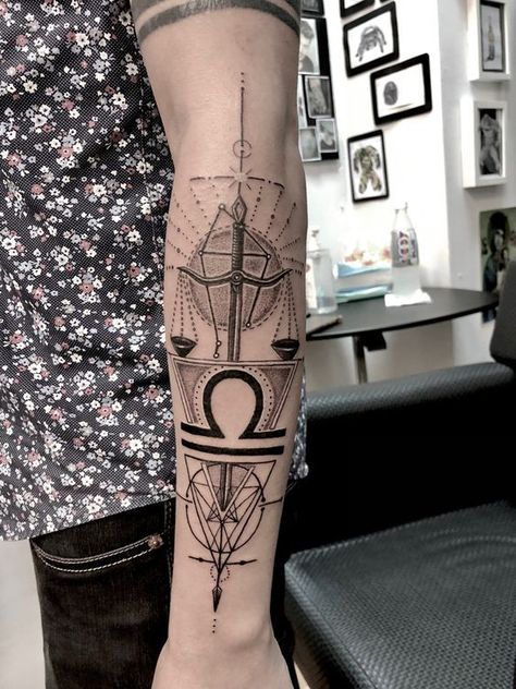 You won't believe it, but even men love Libra tattoos. This article collected all the meanings and symbolism to help you create a unique sketch. Libra Sign Tattoos, Libra Tattoo Ideas, Libra Zodiac Tattoos, Tattoo Bras Homme, Balance Tattoo, Horoscope Tattoos, Half Sleeve Tattoos, Libra Tattoo, Scale Tattoo