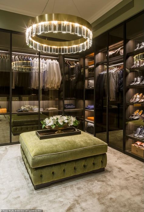 A Walk In Closet, Glass Wardrobe, Dream Closet Design, Walk In Closet Design, Luxury Closets Design, Wardrobe Room, Closet Decor, Bedroom Closet Design, Wardrobe Design Bedroom