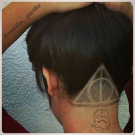 The deathly hallows under cut Undercut Hair Designs, Undercut Hair, Undercut Hairstyles Women, Undercut Long Hair, Undercut Designs, Shaved Hair Designs, Shaved Undercut, Undercut Women, Hair Tattoos