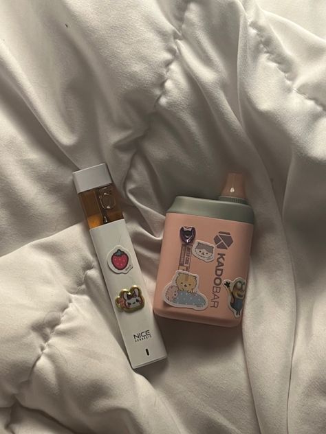 High On Life Fanart, Space Club Disposable, Thc Cart Aesthetic, Dispo Cart, Penjamin Aesthetic, Rolling Up Aesthic, Pounds Of Zaza, Vapepod Aesthetic, Rauch Tricks