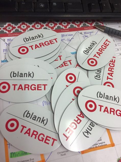 Target ordered blank name badges. So they got Blank name badges Target Aesthetic, Target Employee, Online Shopping Fails, Job Fails, You Had One Job, Nurse Quotes, Name Badges, One Job, Kwanzaa