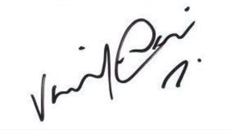 Autograph of Virat...💓👌 #love it...💖😊 Virat Kohli Autograph, Virat Kohli Logo, Virat Kohli Signature, Virat Drawing, Smile Face Tattoo, Virat Kohli Tattoo, Portrait Drawing Tips, Virat Kohli And Anushka, Decorative Wall Sculpture