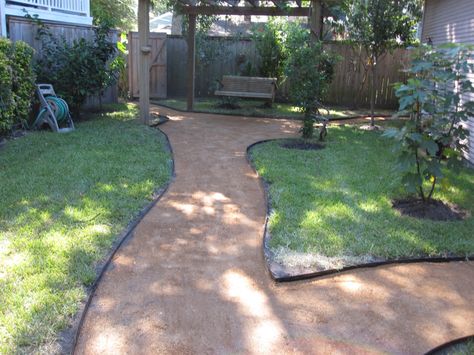 Crushed Granite, Backyard Walkway, Decomposed Granite, Path Ideas, Fence Landscaping, Dog Fence, Garden Path, Backyard Fences, Garden Pathway