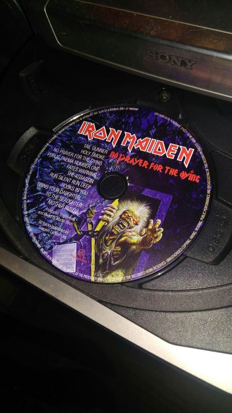 Iron Maiden Pfp, Iron Maiden Cd, Cd Aesthetic, Spotify Aesthetic, Iron Maiden, Vinyl Records, Cd, Vinyl, Music