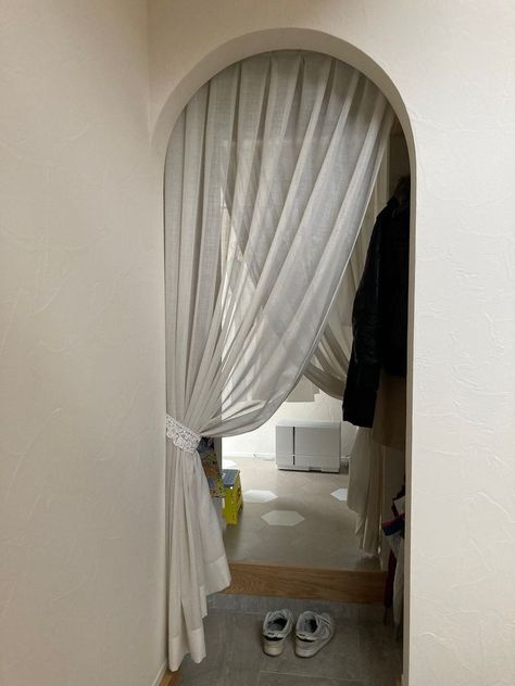 Outside Curtains, Doorway Curtain, Dining Nook, Home Salon, Home Reno, 인테리어 디자인, Room Diy, Room Makeover, Diy Room Decor