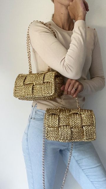 London Bag, Gold Crochet, Disco Style, Crochet Patterns Free Beginner, Crochet Bag Tutorials, Crochet Fashion Patterns, Bag Model, Gold Bag, Metallic Bag