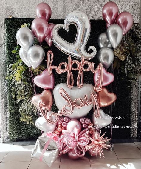 19th Birthday Balloon Ideas, Birthday Balloon Bouquet For Her, Balloon Bouquet Ideas Birthday, Happy Birthday Balloons Bouquet, Birthday Balloon Design, Balloon Bouquet Ideas, Valentines Balloons Decorations, Engagement Party Balloons, Numbers Balloons