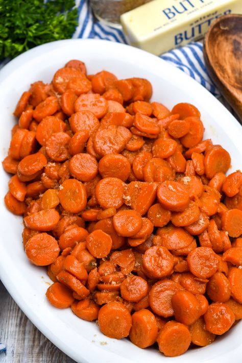 Glazed Canned Carrots, Carmelized Carrots, Carrots With Brown Sugar, Candy Carrots Recipe, Carrots In Oven, Brown Sugar Carrots, Carrot Recipes Side Dishes, Cinnamon Carrots, Brown Sugar Glazed Carrots