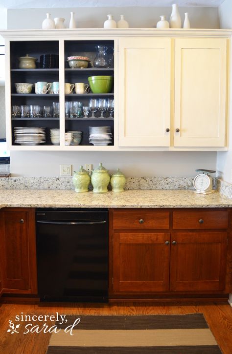 Take Them Off – Remove Cabinet Doors! Remove Cabinet Doors, Open Kitchen Cabinets, Kitchen Updates, Update Cabinets, Cleaning Painted Walls, Oak Kitchen Cabinets, Open Cabinets, Cheap Kitchen, Oak Kitchen