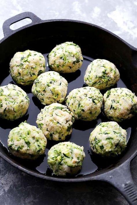 Ricotta Balls In Tomato Sauce, Zucchini Balls Recipe, Meatballs With Ricotta, Ricotta Balls, Zucchini Balls, Recipes Using Ricotta Cheese, Recipe Using Ricotta, Sweet Potato Veggie Burger, Ricotta Meatballs