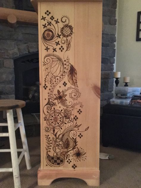 Wood burned design on side of dresser. Wood Burned Dresser, Crafty Witch, Upstairs Landing, Wood Burn Designs, Adult Coloring Books Printables, Pyrography Patterns, Woodburning Projects, Patterned Bedding, Spice Cabinet