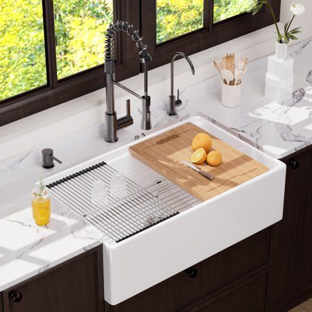 Undermount sinks