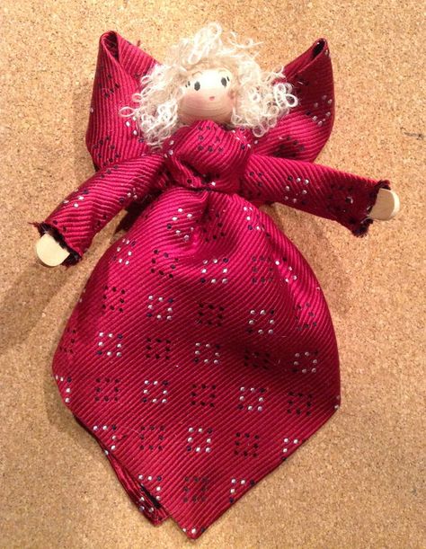 Angel Ornament/Doll from a Man's Tie Neck Tie Projects, Old Neck Ties, Diy Necktie Projects, Mens Ties Crafts, Necktie Quilt, Neli Quilling, Necktie Crafts, Tie Ideas, Old Ties