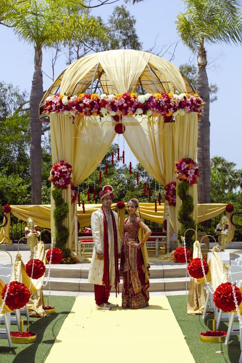 Indian Wedding Venue, Bengali Wedding, Wedding Mandap, Marriott Hotel, All That Glitters Is Gold, Marriott Hotels, Hindu Wedding, Newport Beach, Hotel Spa