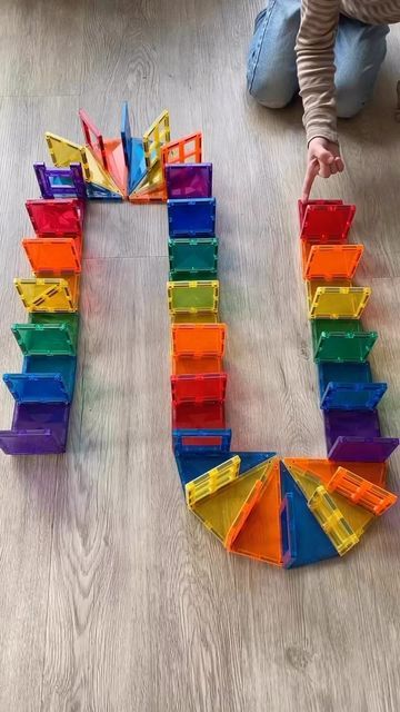 Cool Magnatile Builds, Magnatiles Ideas Printable, Magnatile Activities, Magnatile Builds, Magnatile Ideas, Magnatiles Ideas, Magnet Tiles, Magnet Activities, Magna Tiles