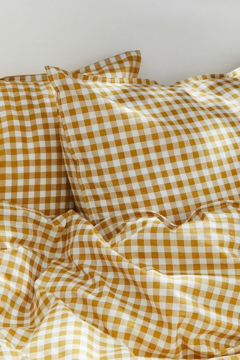 Patterned double/king size duvet cover set - Yellow/Gingham-checked - Home All | H&M 1 Yellow Gingham Bedding, Daria Bedroom, Gingham Bedding, Duvet Covers Yellow, Twin Duvet Cover, King Size Duvet Covers, Striped Duvet, Striped Duvet Covers, Double Duvet Covers