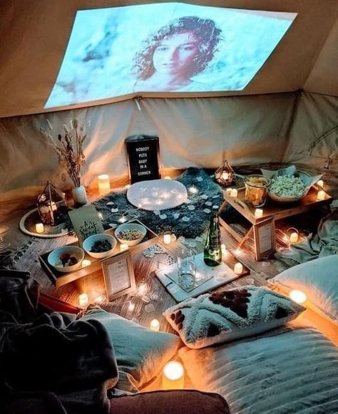 Tent Night With Friends, Aesthetic Tent Ideas, Backyard Tent Sleepover Ideas, Campout Sleepover Ideas, Bell Tent Party Ideas, Aesthetic Tent Camping, Tent Sleepover Ideas Outside, Camping Bell Tent, Aesthetic Tent Sleepover Ideas