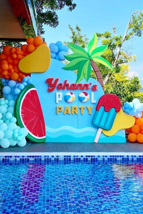 Summer Pool Party Ideas, Last Day Of School Party, Kids Pool Party, School Party Ideas, Pool Party Ideas, Pool Party Themes, Pool Party Kids, Splash Party, Fiesta Tropical