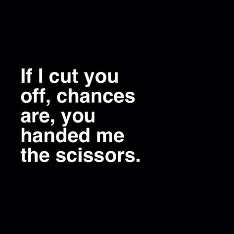 I don't do fakeness. You may not like what I say but you'll always know where you stand with me. If my actions tell you that I like you then I'm not acting. Sanna Ord, Inspirerende Ord, Riot Grrrl, Life Quotes Love, E Card, Quotable Quotes, True Words, The Words, Great Quotes