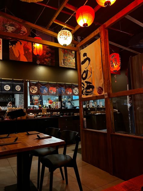 Japanese Themed Restaurant, Japanese Food Restaurant Aesthetic, Japan Aesthetic Restaurant, Ramen Place Aesthetic, Ramen Bar Aesthetic, Japan Rich Aesthetic, Working Restaurant Aesthetic, Sushi Shop Aesthetic, Japanese Aesthetic Decor