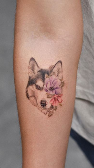 Husky Tattoo, Wolf Tattoos For Women, Tatoo Dog, Small Wolf Tattoo, Beautiful Wolf, Tattoos For Dog Lovers, Dog Memorial Tattoos, Stylish Tattoo, Wolf Tattoo Design