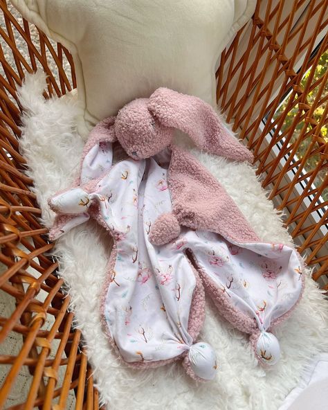 Baby girl comforter Rabbit Girl Comforters, Mobile Nursery, Instagram Baby, July 12, Baby Items, Nursery Decor, Baby Mobile, Nursery