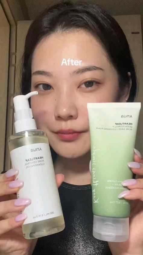 Cleanser For Combination Skin, Haut Routine, Korean Skin Care Secrets, Skin Care Tutorial, Clear Skin Tips, Perfect Skin Care Routine, Korean Skincare Routine, Moisturizer For Oily Skin, Facial Skin Care Routine