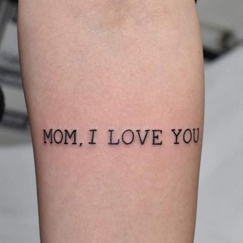 18 Sibling Tattoos You'll Want To Share With Your Brother And Sister #tattoo #tattooideasformomswithkids #tattooideas #tattooinspiration #tattoominimalist Mama Tattoo Words, I Love You Mom Tattoo, I Love My Mom Tattoo, Tattoo Family Ideas, Love Mom Tattoo, Mama Tattoo, Cute Thigh Tattoos, Love Yourself Tattoo, Tattoo Family