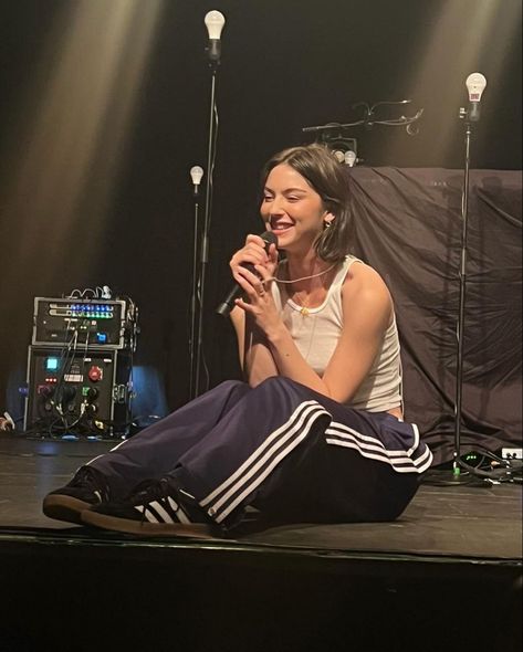 Gracie Abrams, Concert Fits, Flowy Skirt, Comfy Outfits, Concert Outfit, Korean Girl, My Girl, Fashion Inspo, Top Outfits