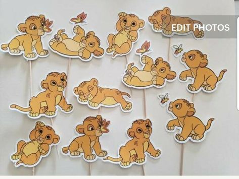 Lion King Cupcake Toppers, Simba Bebe, Lion King Cupcakes, Lion King Party Decorations, Simba Baby Shower, Lion King Birthday Party Ideas, Simba Lion King, Safari Baby Shower Boy, Lion King Theme