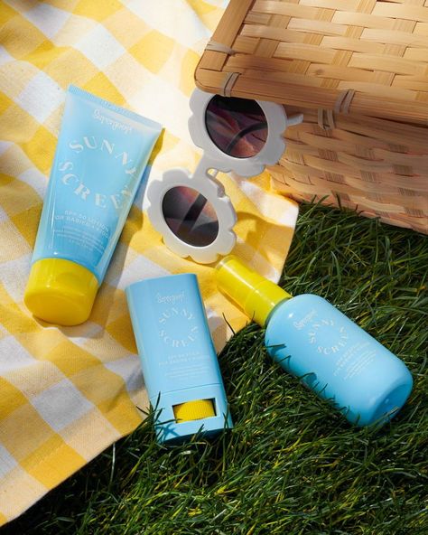 Summer Product Ads, Dog Products Photography, Summer Product Photoshoot, Picnic Product Photography, Summer Product Shoot, Sunscreen Photoshoot, Sunscreen Product Photography, Summer Product Photography, Sunscreen Supergoop