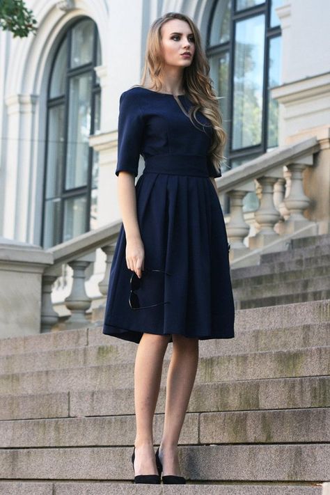 Navy Blue Dress Wedding, Blue Dress Wedding Guest, Blue Dress Wedding, Spring Women Outfits, Wedding Guest Dress Formal, Formal Midi Dress, 1950's Dress, Blue Dress Women, Dress Office