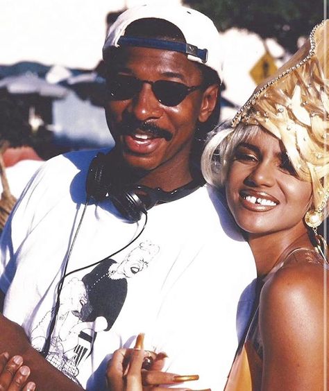 90s Hip Hop Aesthetic, 90s Black Culture Aesthetic, 90s Y2k Fashion, Black Hollywood, Halle Berry, African Culture, Black Culture, Aesthetic Vintage