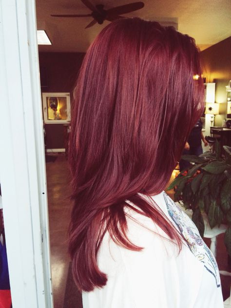 Cherry Soda Hair Color, Cherry Red Cola Hair, Medium Length Cherry Red Hair, Cherry Soda Hair, Light Cherry Cola Hair, Cherry Red Hair Layers, Cherry Coke Hair Aesthetic, Cherry Cola Red Hair, Cherry Cola Hair Color Aesthetic