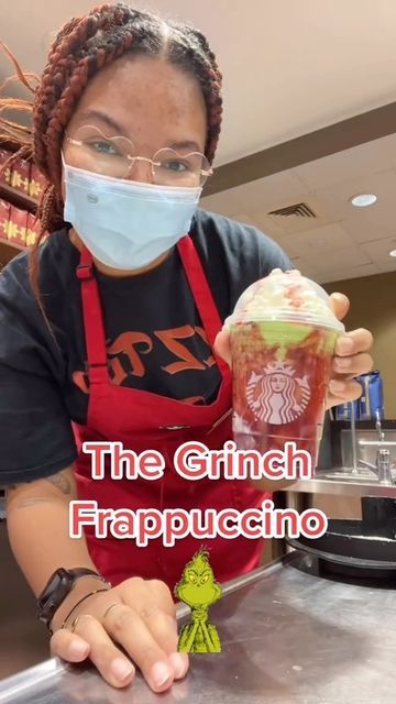 Grinch Frappachino Starbucks, Grinch Starbucks Drink, Grinch Drink, Matcha Frappe, Grain Brain, Christmas Starbucks, How To Make Red, Starbucks Barista, Starbucks Lovers