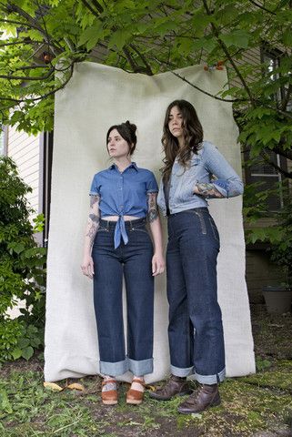 Selvedge Jeans Outfit Women, Raw Denim Women, Denim Outfit Women, Women Products, Seattle Fashion, Workwear Vintage, Jeans Outfit Women, Ideal Wardrobe, The Void