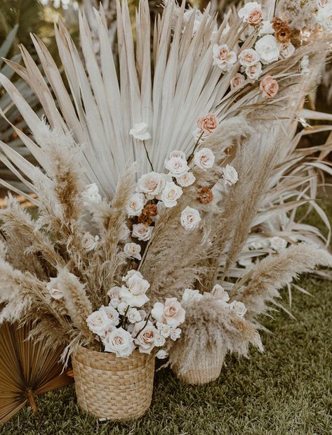 Boho Themed Engagement Party, Engagement Party Boho Theme, Boho Mexico Wedding, Romantic Boho Wedding Decor, Mexican Boho Wedding, Boho Theme Decor, Wedding Boho Decor, Boho Themed Wedding, Blush And Ivory Wedding