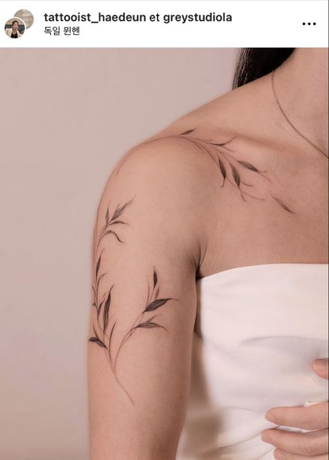 Collarbone To Arm Tattoo, Feminine Back Shoulder Tattoos, Shoulder Vine Tattoo Stencil, Shoulder Foliage Tattoo, Leaves On Shoulder Tattoo, Leaf Tattoo On Shoulder, Leaf Shoulder Tattoos For Women, Wrap Around Shoulder Tattoo, Shoulder Wrap Tattoo