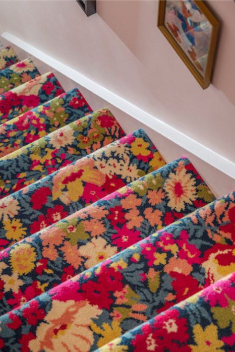 Fun Wall To Wall Carpet, Pink Carpet Stairs, Colourful Carpet Living Room, Pattern Wall To Wall Carpet, Fun Carpet Ideas, Maximalist Stairwell, Bold Stair Runner, Floral Stair Runner, Pattern Carpet On Stairs