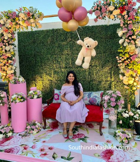 Sreeja Konidela's Baby Shower Photos – South India Fashion Sreeja Konidela, Stage Decoration Ideas, Baby Shower Ideas For Girls Themes, Indian Baby Shower Decorations, Shower Photos, Indian Baby Showers, Baby Shower Balloon Decorations, Baby Shower Pictures, Baby Shower Photography