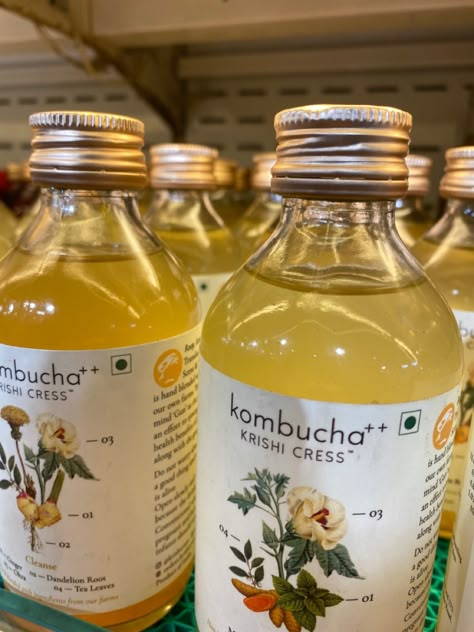 healthy japanese kombucha Kombucha Aesthetic, Japanese Beverages, Kombucha Recipe, Homemade Kombucha, Kombucha Tea, Grade 8, Eating Healthy, Kombucha, Arugula