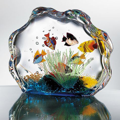 Smithsonian.org Unusual Christmas Gifts, Glass Aquarium, Art Of Glass, Blown Glass Art, Fish Sculpture, Glass Figurines, Clown Fish, Gorgeous Glass, Venetian Glass