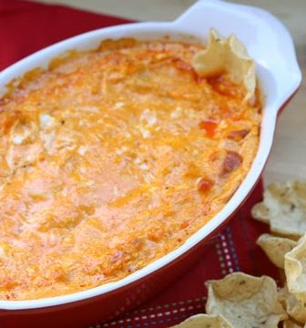 Buffalo Chicken wing dip Buffalo Chicken Wing Dip, Buffalo Chicken Wing, Wing Dip, Chicken Wing Dip, Buffalo Chicken Wings, Chicken Dip, Chicken Dips, Chicken Wing, Buffalo Chicken Dip