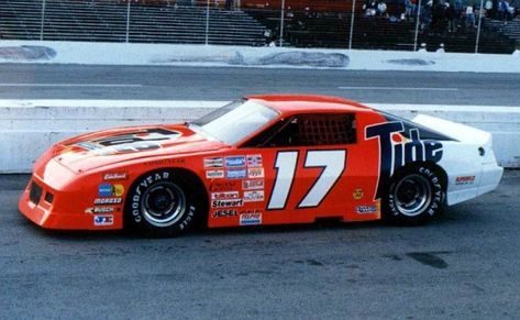 DW Tide Camaro 1988 Darrell Waltrip, Late Model Racing, Nascar Cars, Classic Race Cars, Nascar Race Cars, Auto Retro, Track Racing, Stock Car Racing, Old Race Cars