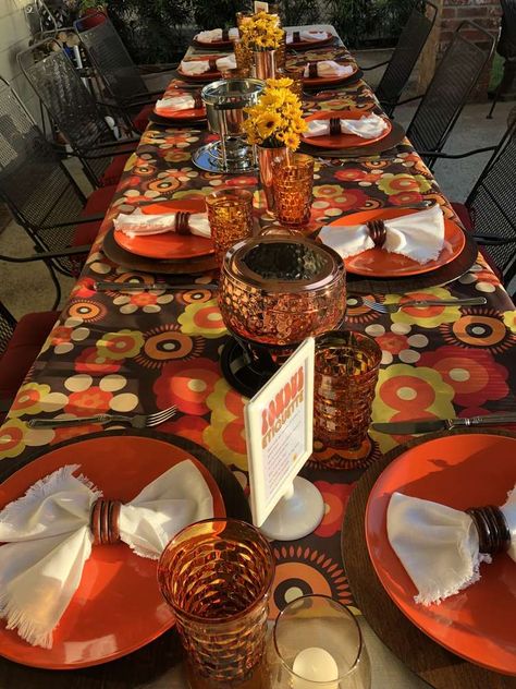 70s Birthday Party Ideas, 60s Party Themes, 70s Themed Birthday Party, 70s Dinner Party, 1970s Party, Decades Party, Hippie Birthday Party, 70s Party Theme, 70s Theme Party