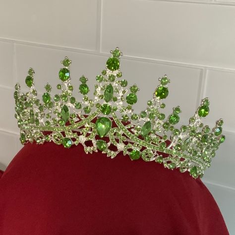 6 1/2 Inch Diameter Metal Tiara 110 G Weight Stunning Mint Green Crystals Over Silver Metal. Excellent Quality! New In Plastic From Manufacturer. Quince Sage Green Crown, Green Tiara Aesthetic, Sage Green Quinceanera Dresses With Cape, Sage Green Crown, Tinkerbell Wedding, Green Tiara, Green Quinceanera Theme, Tiana Wedding, Quinceanera Theme