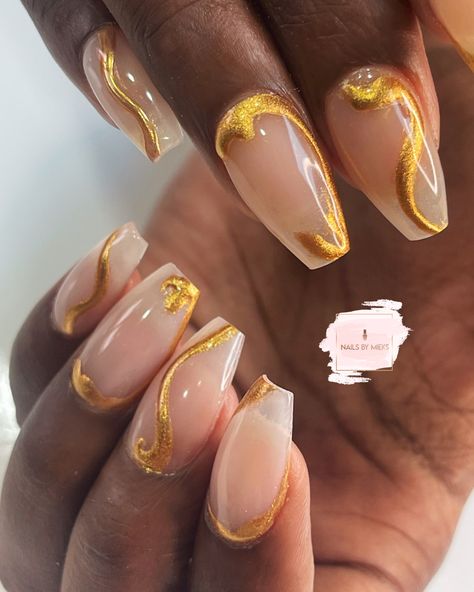 White And Gold Abstract Nails, Green And Gold Nails Coffin, Red Black Gold Nails Design, Brown And Gold Nail Art, Red Gold Flake Nails, Gold Vacation Nails, Brown And Gold Nails Short, Tan And Gold Nails, Navy Blue Nails With Gold